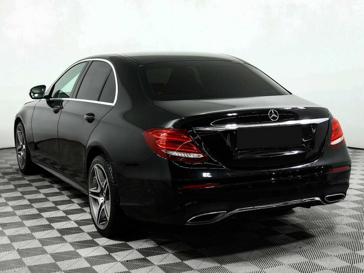 Mercedes-Benz E-Класс с пробегом — 2019 год. Фото: #5