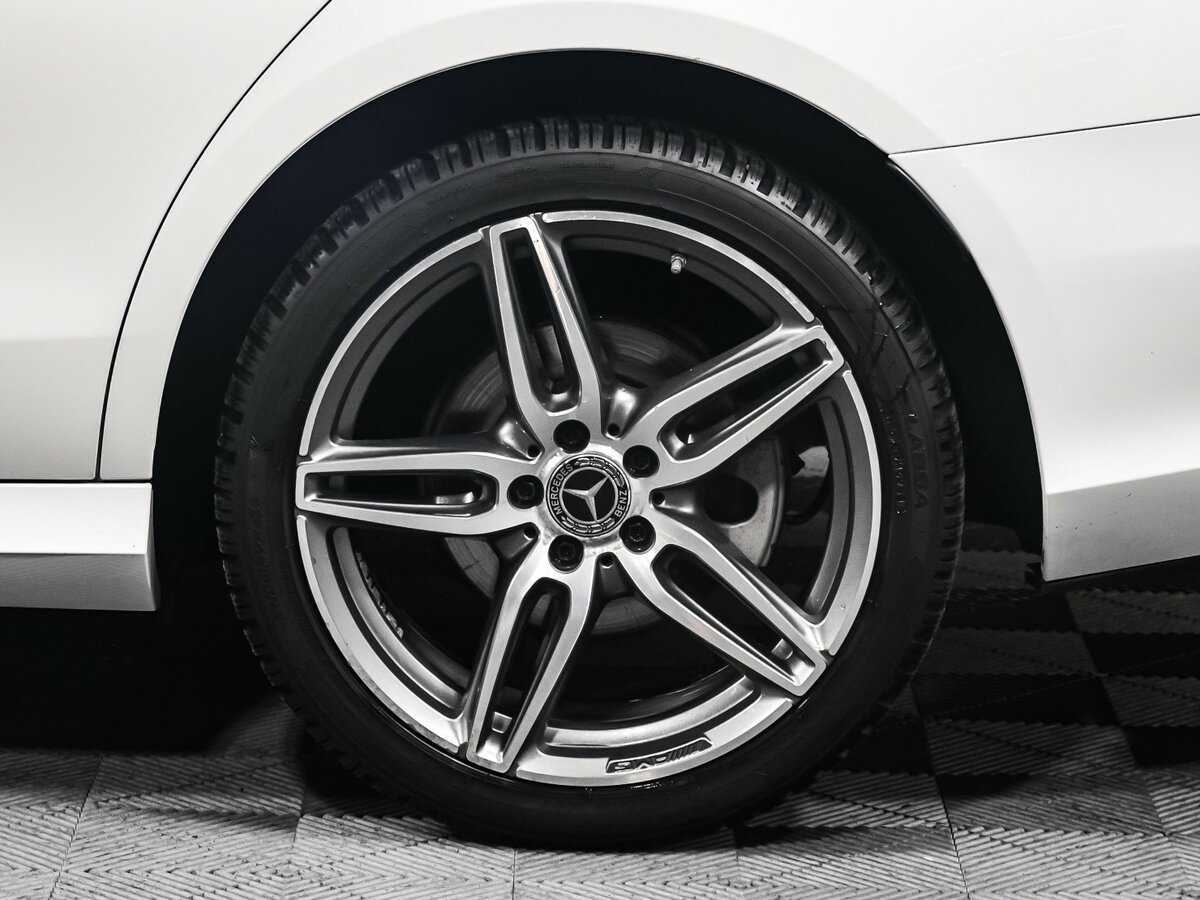 Mercedes-Benz E-Класс с пробегом — 2018 год. Фото: #17