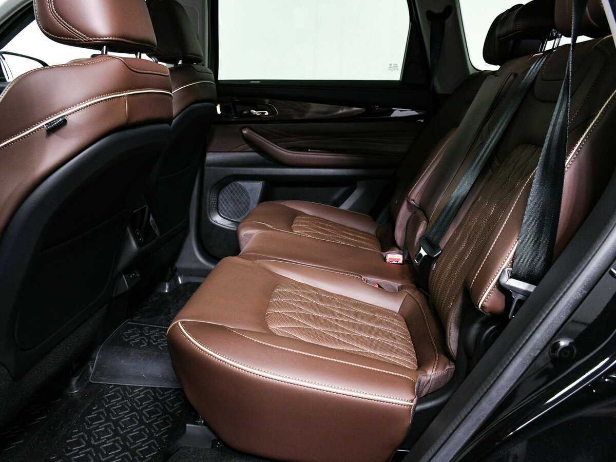 EXEED VX с пробегом — 2023 год. Фото: #11