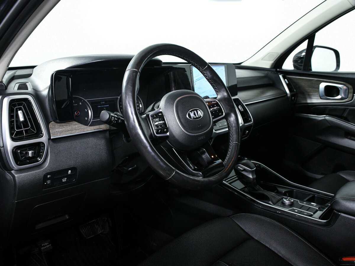 Kia Sorento с пробегом — 2020 год. Фото: #10
