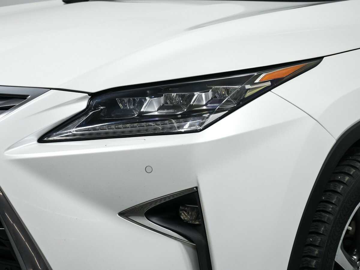 Lexus RX с пробегом — 2016 год. Фото: #12