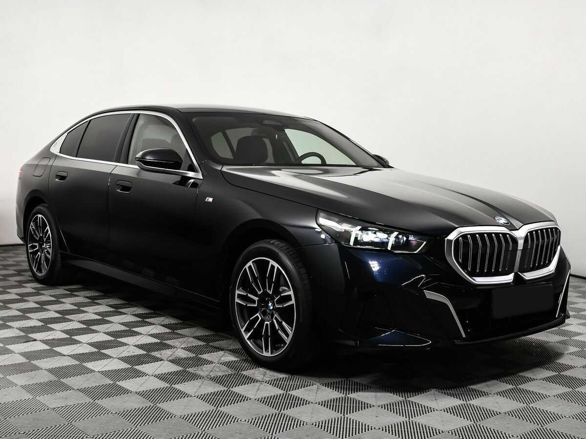 BMW 5 серии с пробегом — 2024 год. Фото: #2