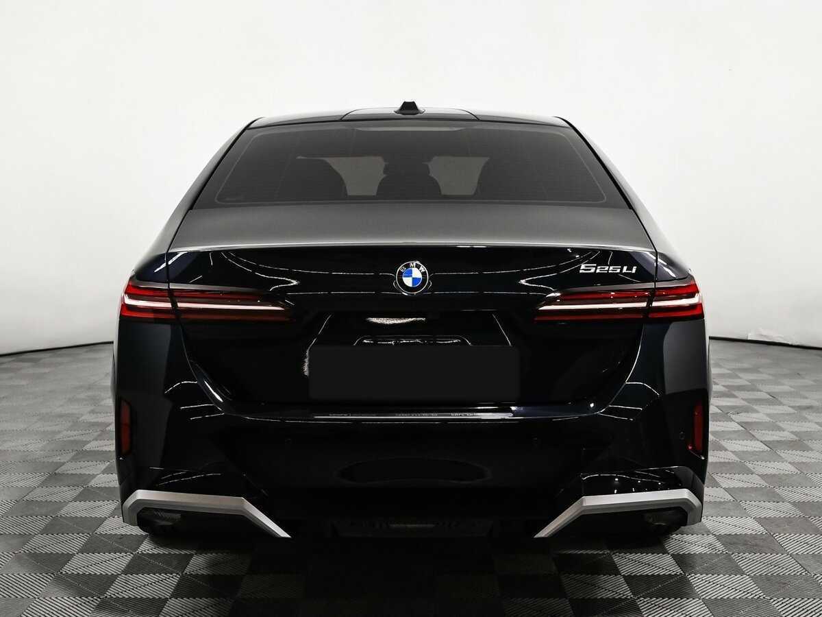 BMW 5 серии с пробегом — 2024 год. Фото: #5