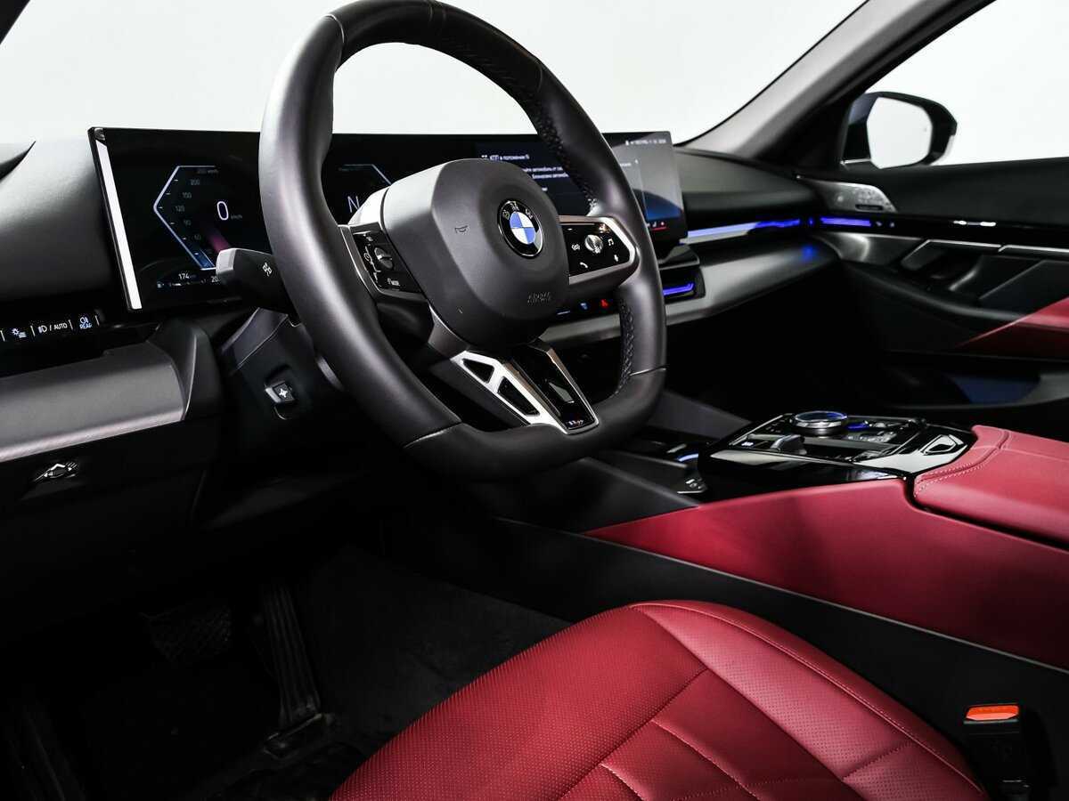 BMW 5 серии с пробегом — 2024 год. Фото: #11