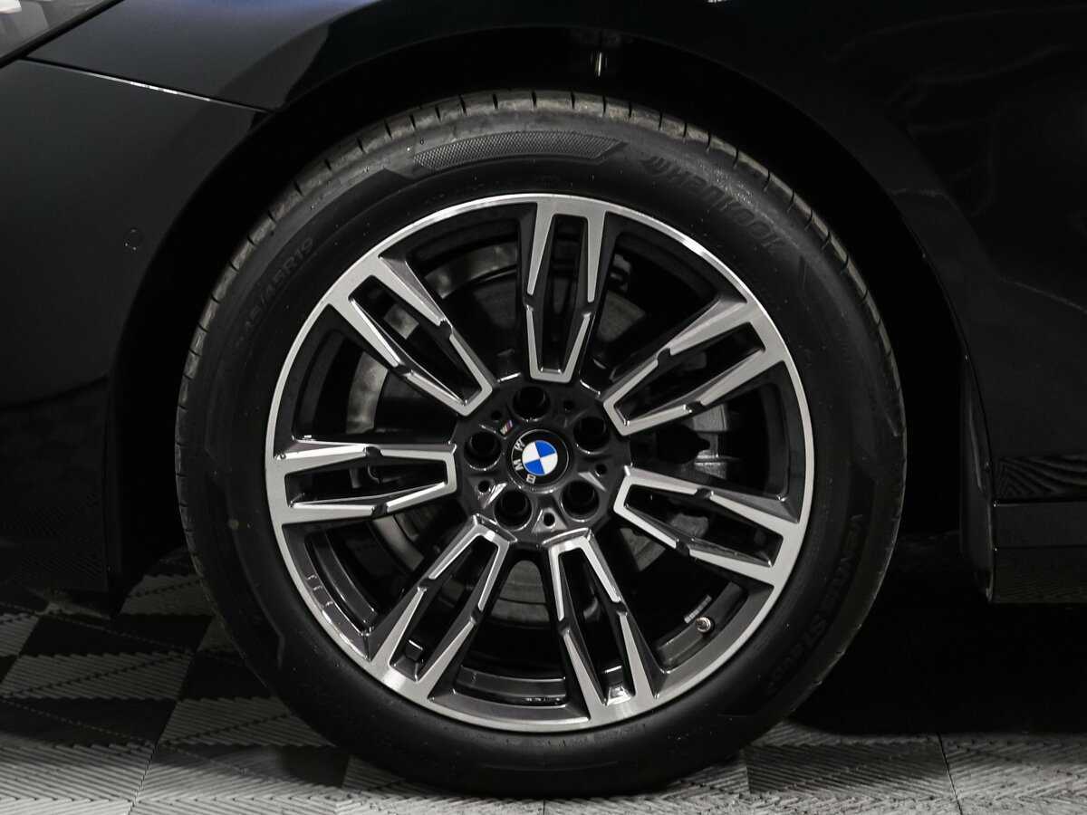 BMW 5 серии с пробегом — 2024 год. Фото: #16