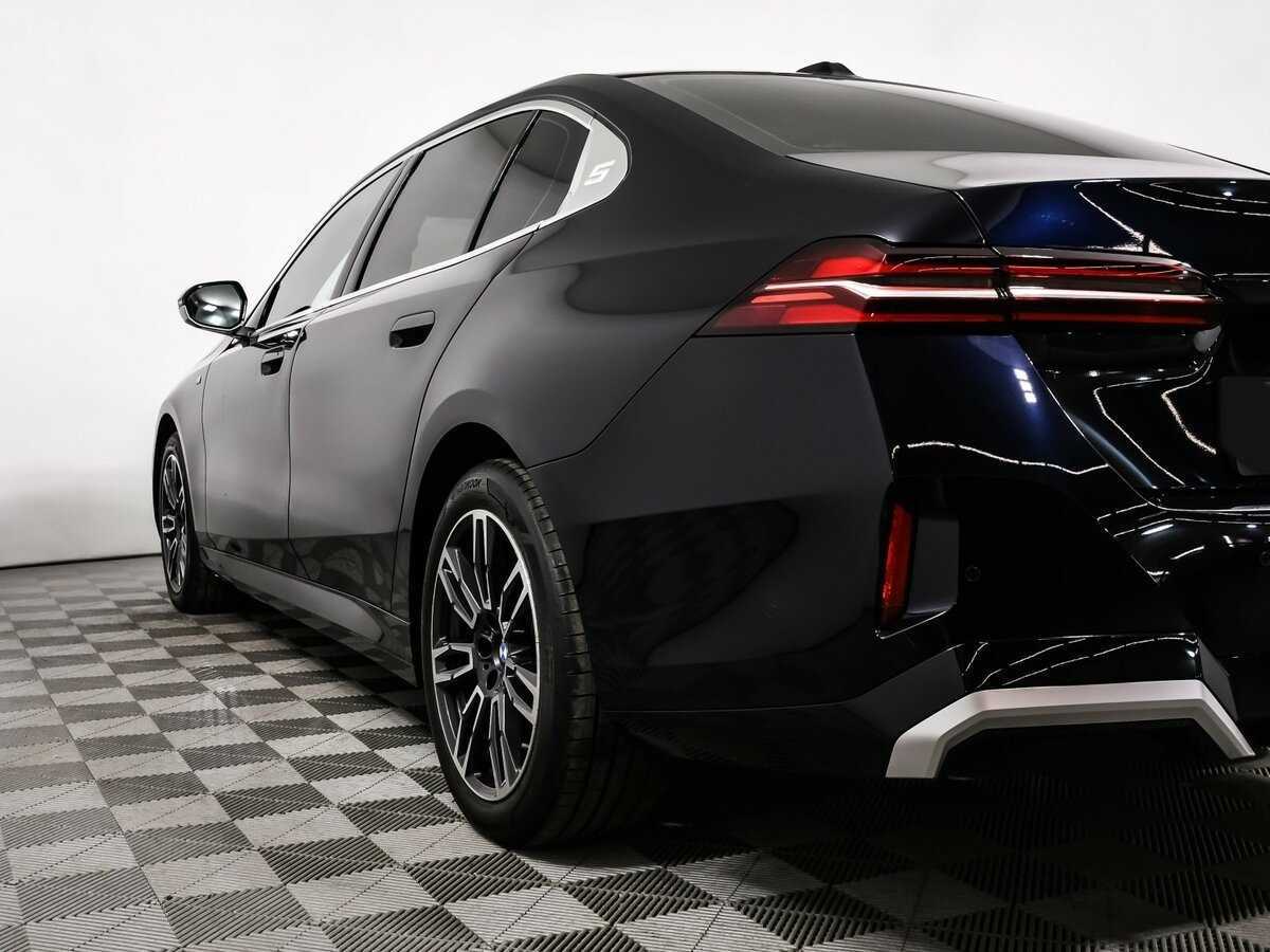 BMW 5 серии с пробегом — 2024 год. Фото: #17