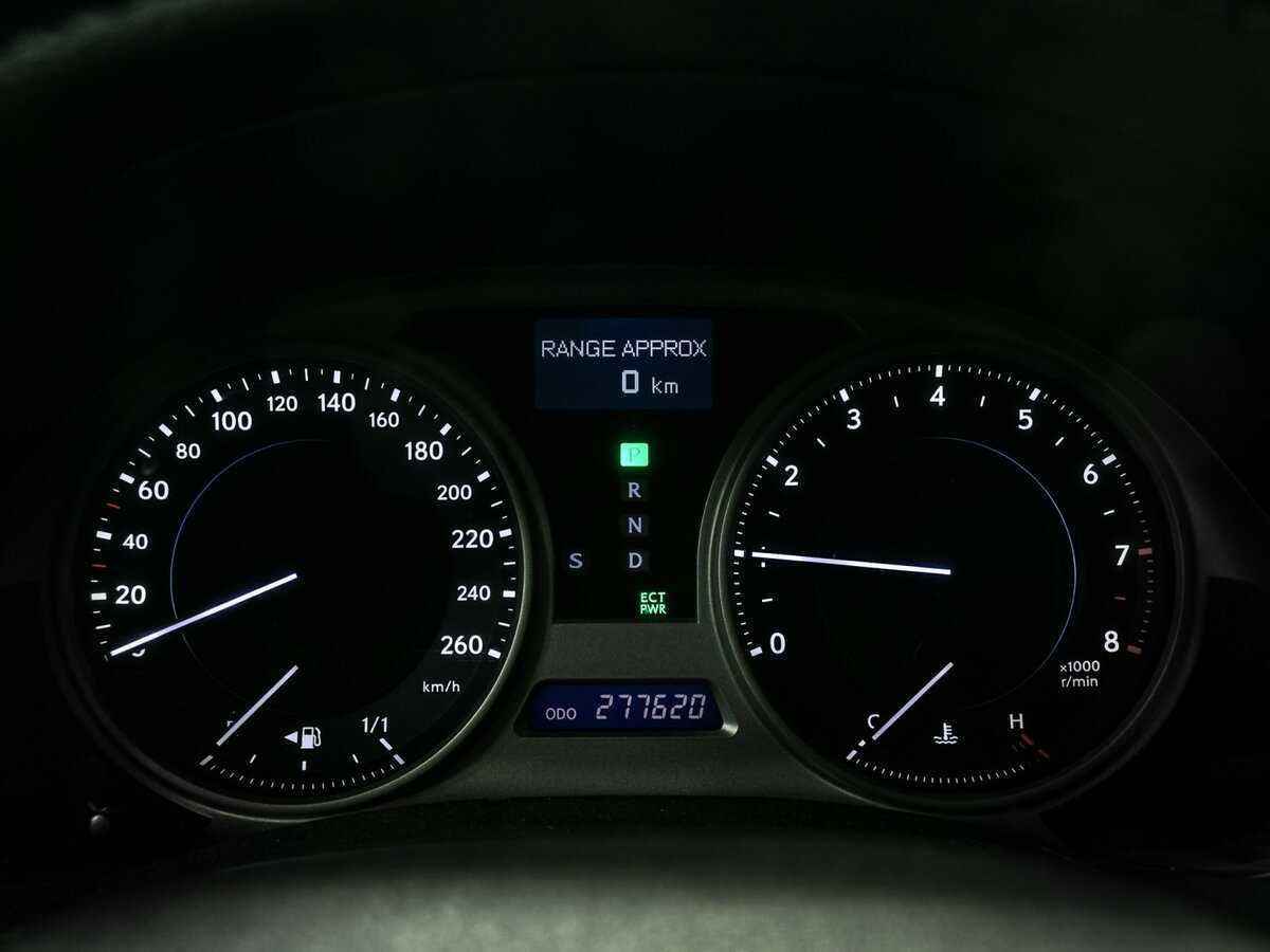 Lexus IS с пробегом — 2008 год. Фото: #9