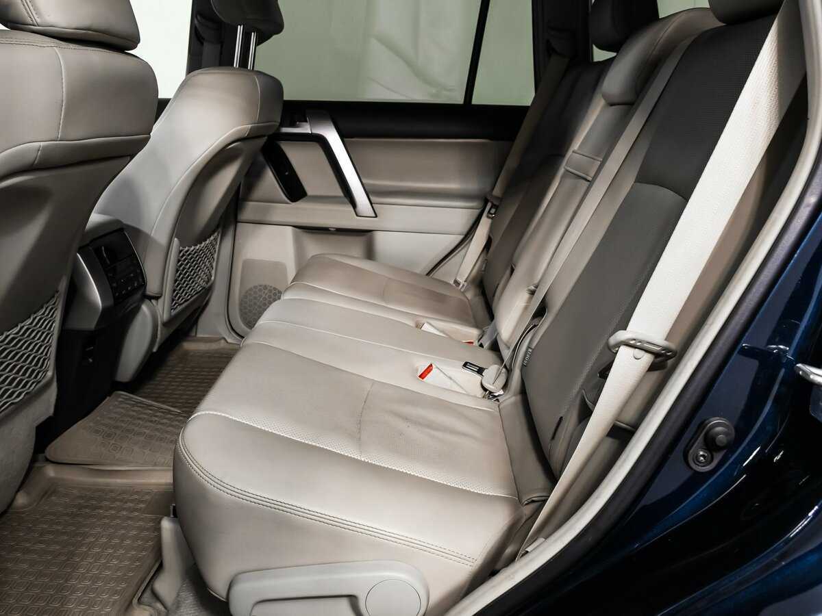 Toyota Land Cruiser Prado с пробегом — 2018 год. Фото: #12