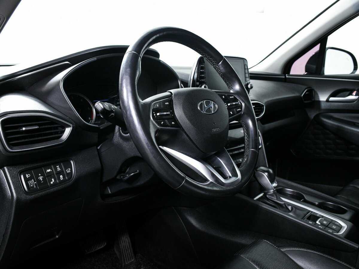 Hyundai Santa Fe с пробегом — 2018 год. Фото: #11
