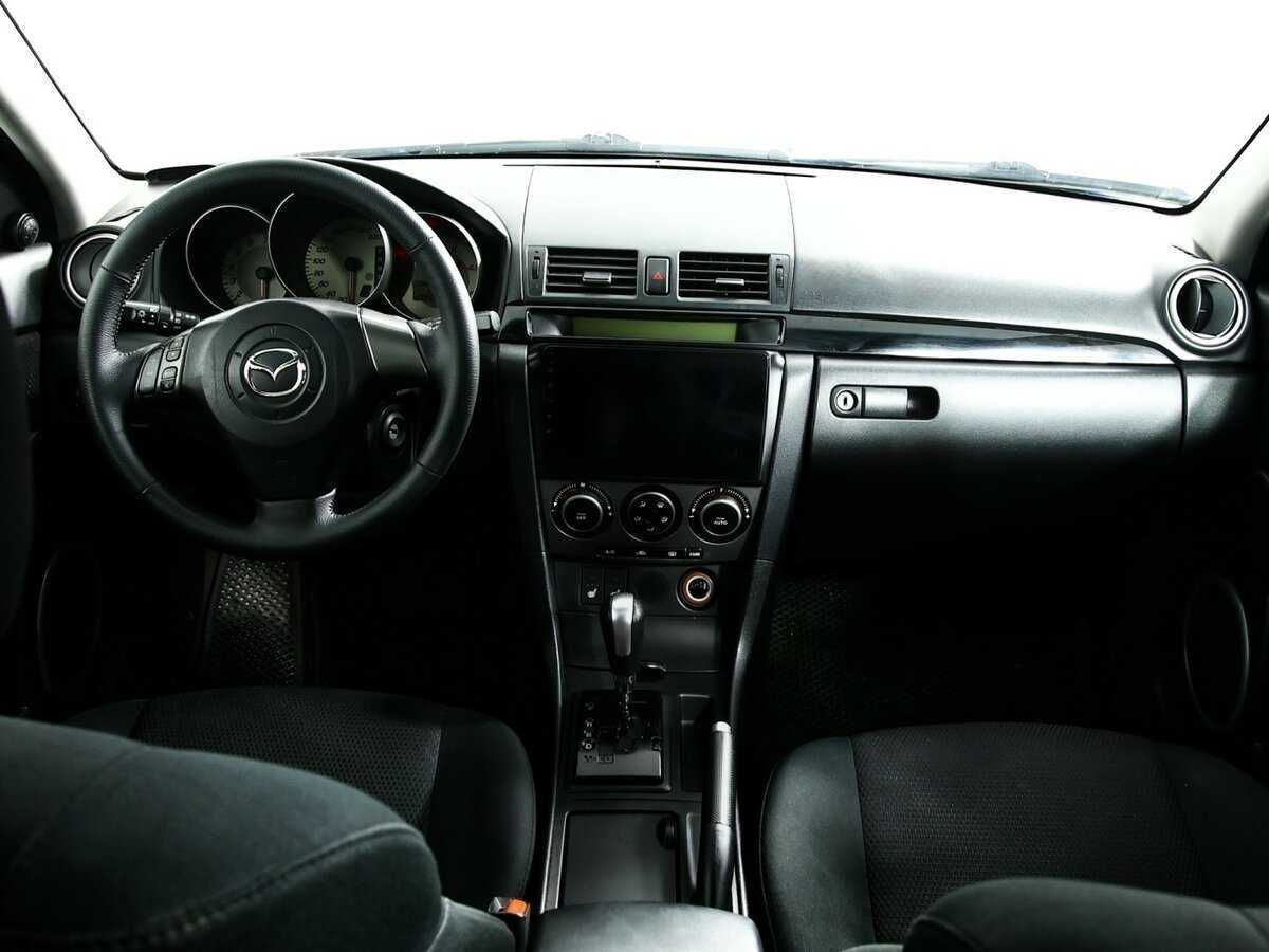 Mazda 3 с пробегом — 2006 год. Фото: #10