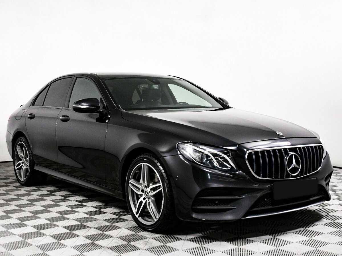 Mercedes-Benz E-Класс с пробегом — 2019 год. Фото: #2
