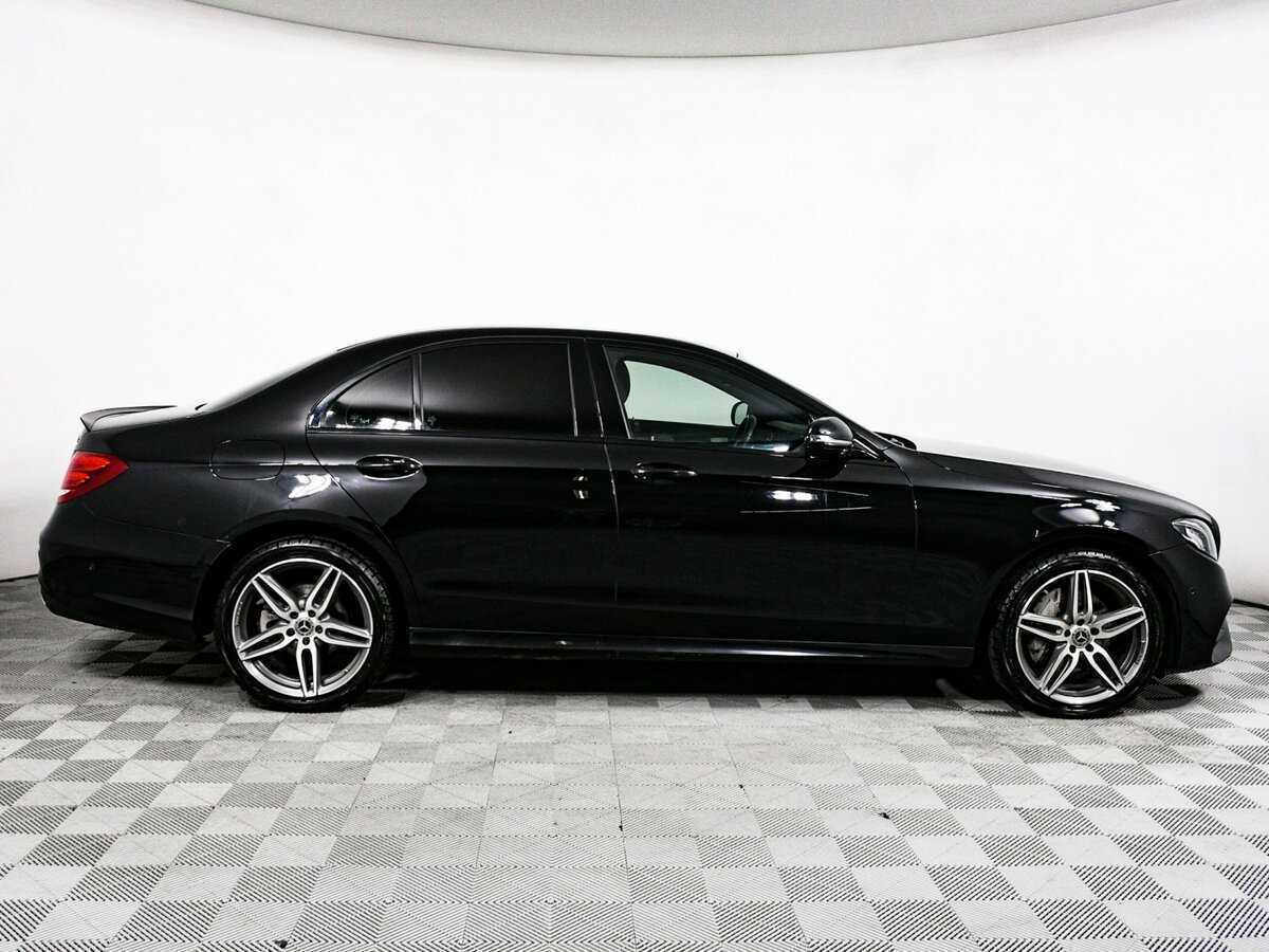 Mercedes-Benz E-Класс с пробегом — 2019 год. Фото: #3