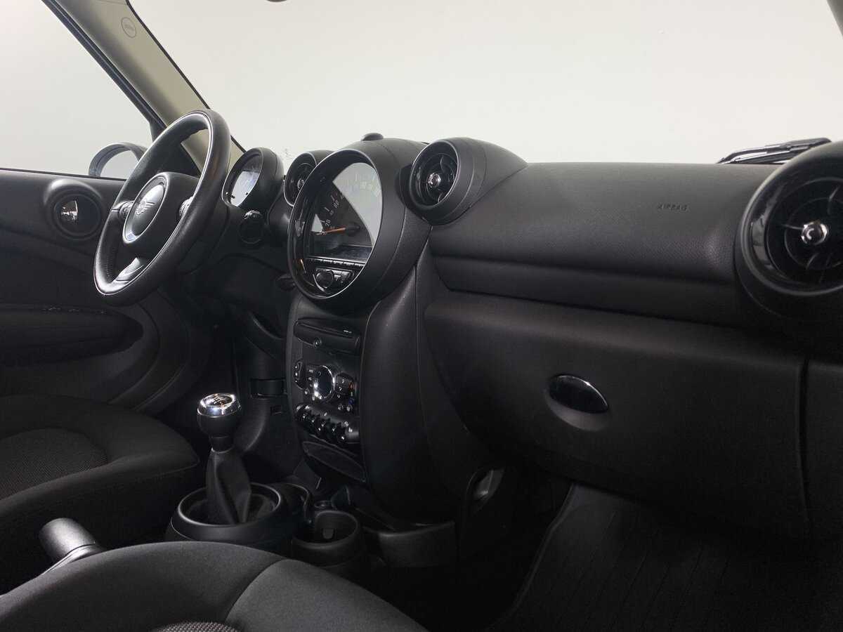 Mini Countryman с пробегом — 2016 год. Фото: #13