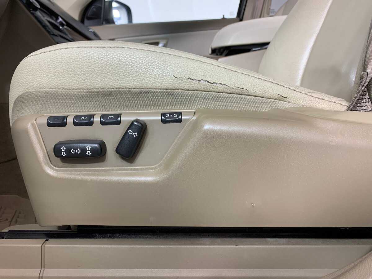 Volvo XC90 с пробегом — 2011 год. Фото: #16