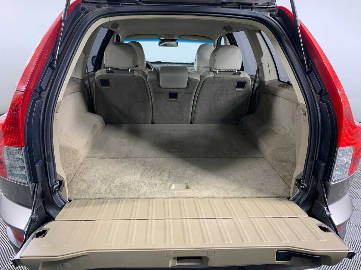 Volvo XC90 с пробегом — 2011 год. Фото: #19