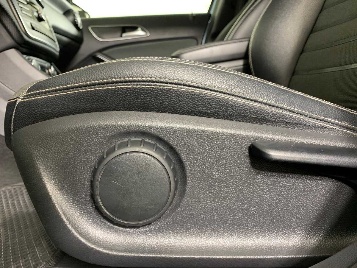 Mercedes-Benz A-Класс с пробегом — 2013 год. Фото: #15