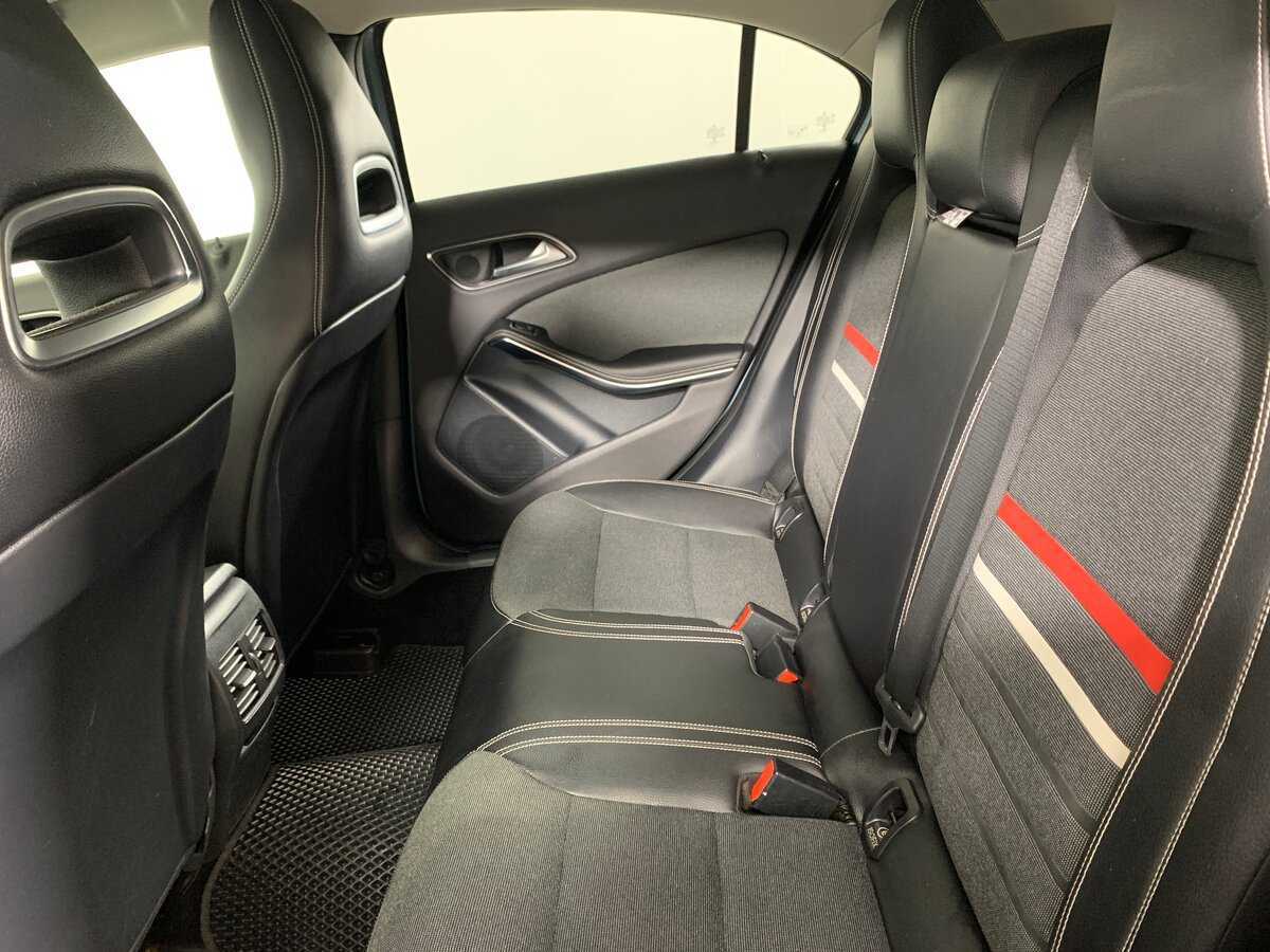 Mercedes-Benz A-Класс с пробегом — 2013 год. Фото: #17