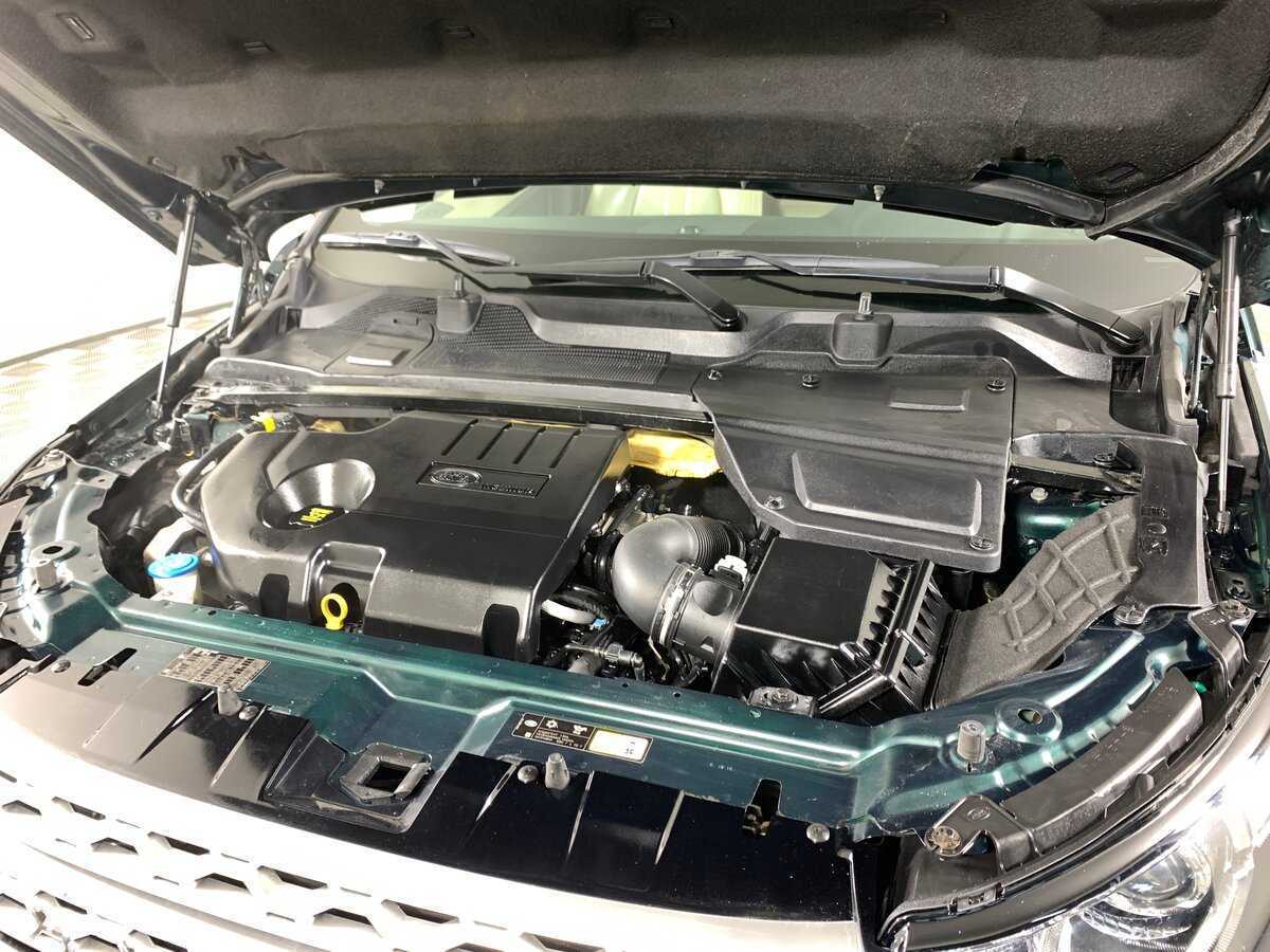 Land Rover Discovery Sport с пробегом — 2016 год. Фото: #10