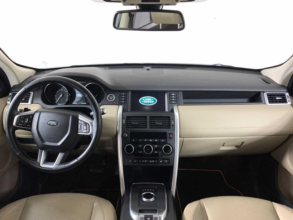 Land Rover Discovery Sport с пробегом — 2016 год. Фото: #12