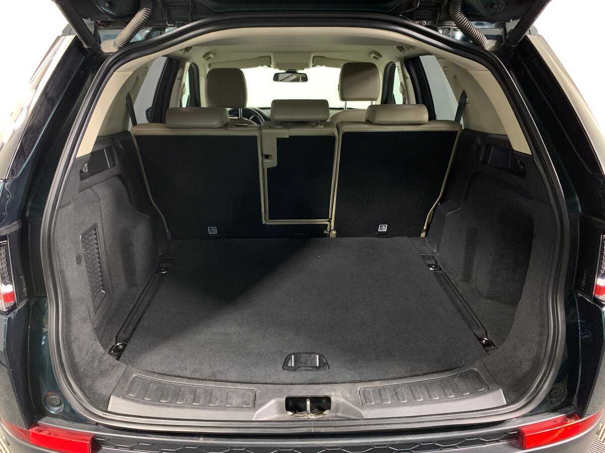 Land Rover Discovery Sport с пробегом — 2016 год. Фото: #19