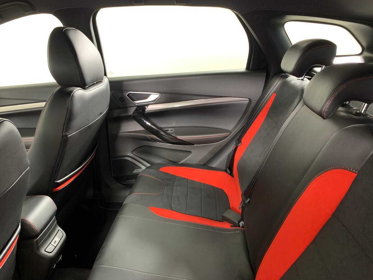 Lada (ВАЗ) Vesta с пробегом — 2024 год. Фото: #16