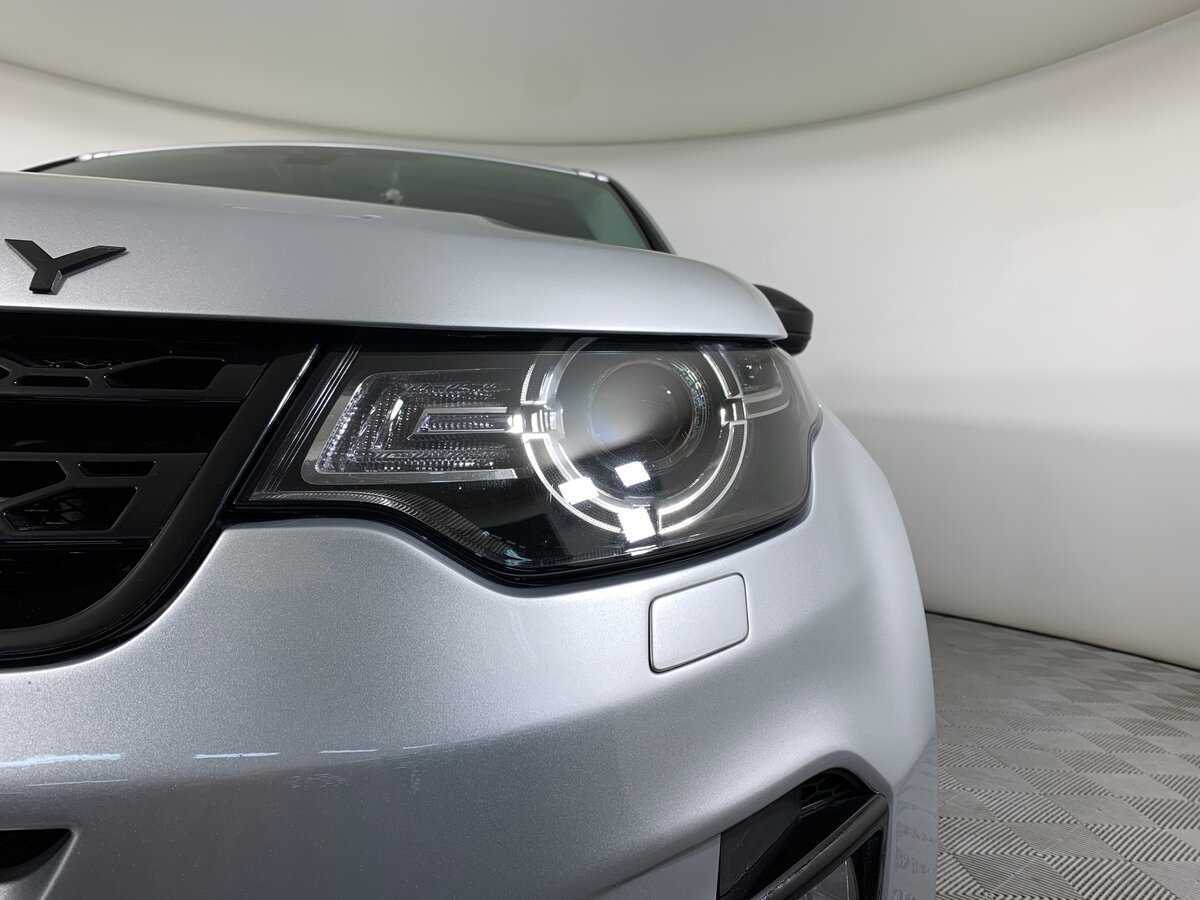 Land Rover Discovery Sport с пробегом — 2018 год. Фото: #9