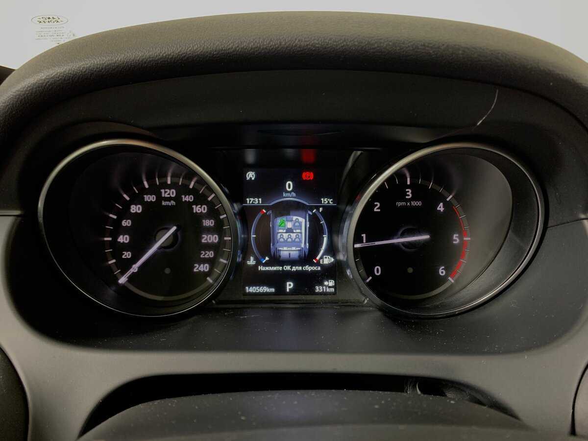 Land Rover Discovery Sport с пробегом — 2018 год. Фото: #14