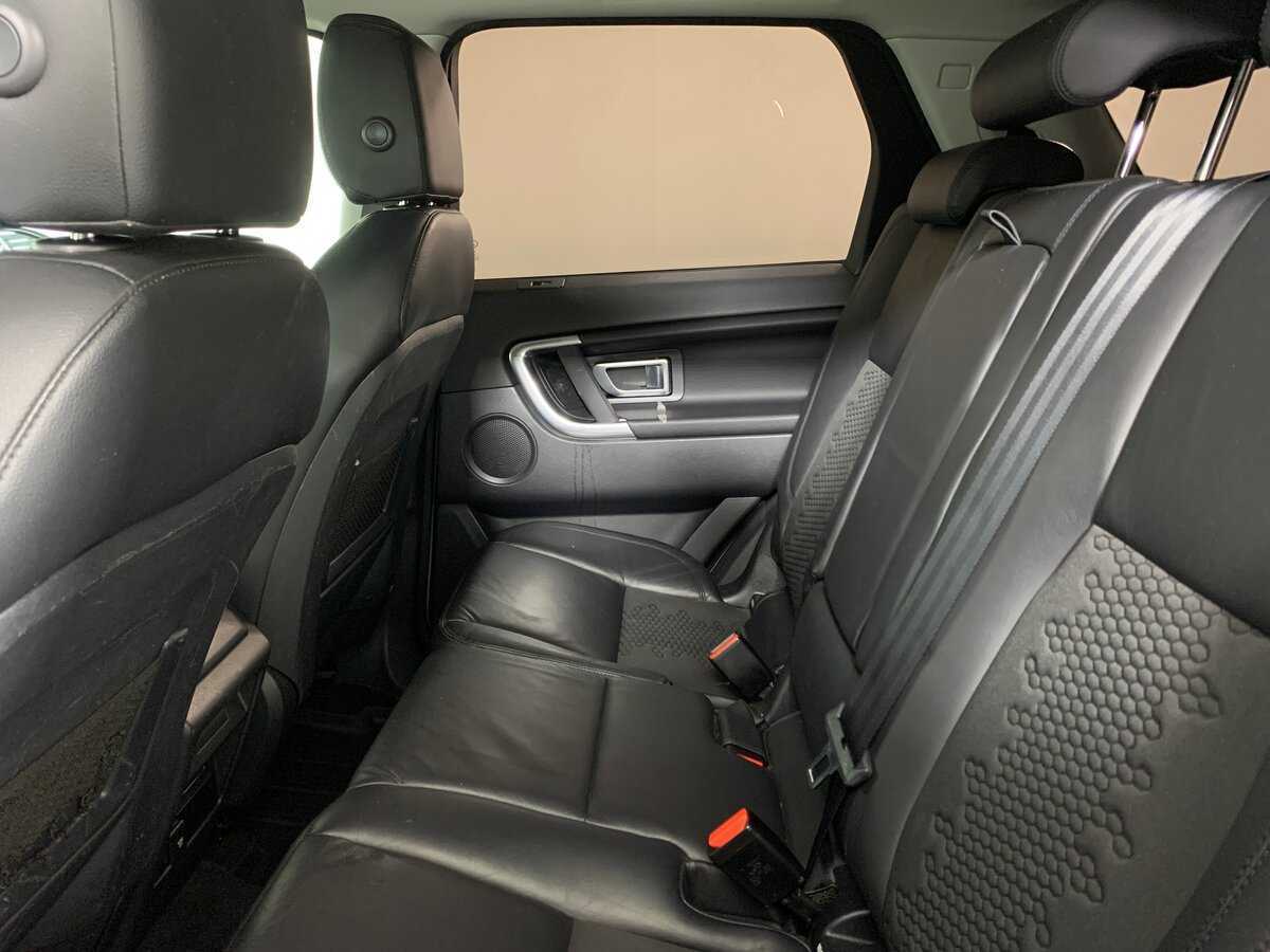 Land Rover Discovery Sport с пробегом — 2018 год. Фото: #18