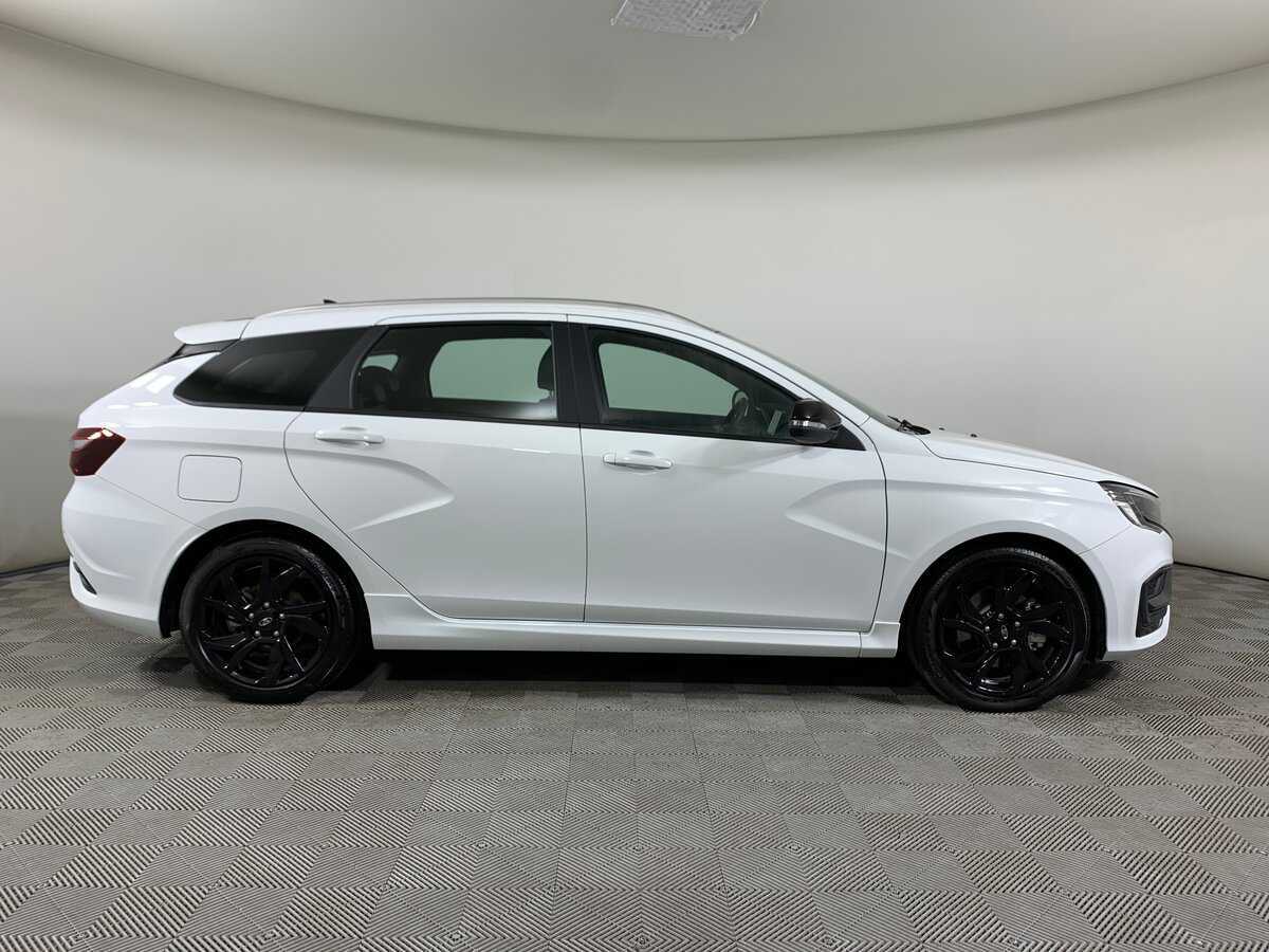 Lada (ВАЗ) Vesta с пробегом — 2024 год. Фото: #3