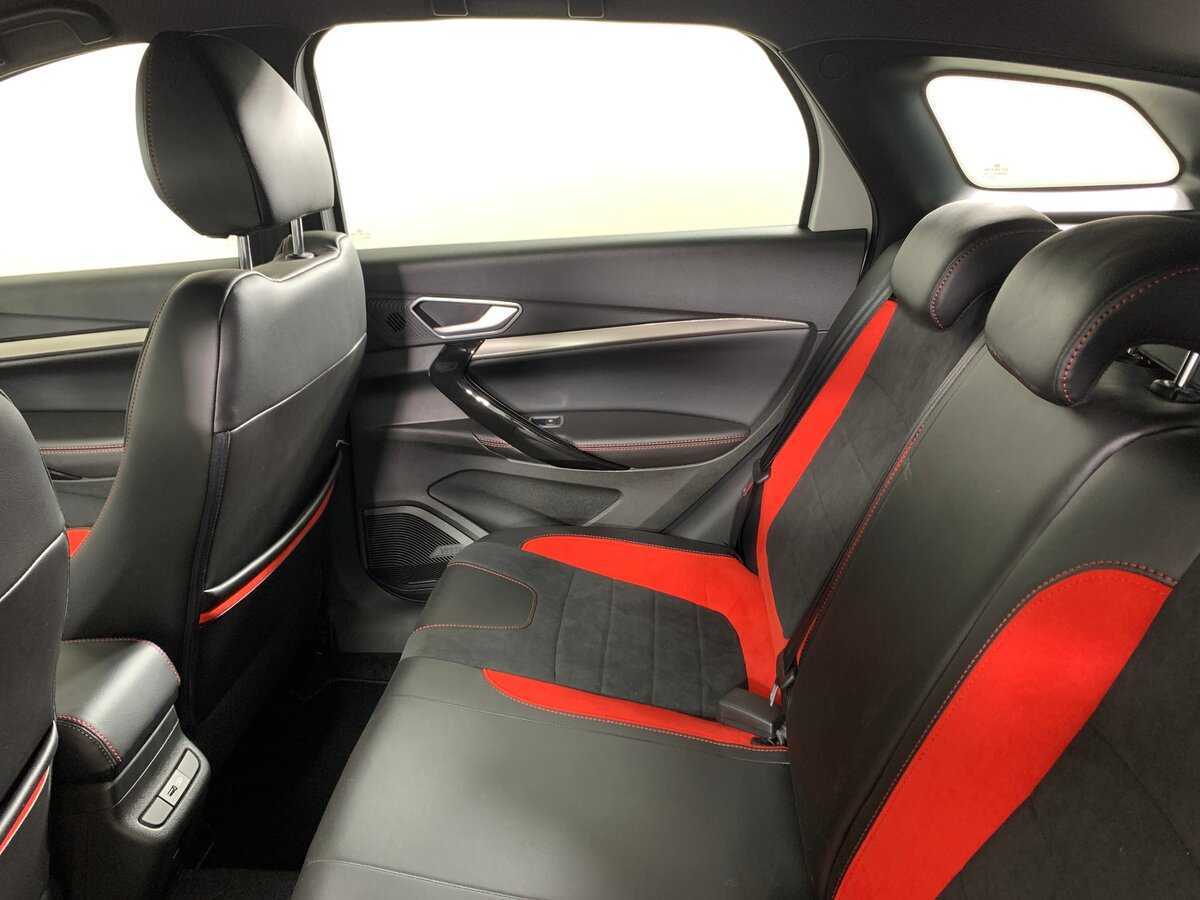 Lada (ВАЗ) Vesta с пробегом — 2024 год. Фото: #18