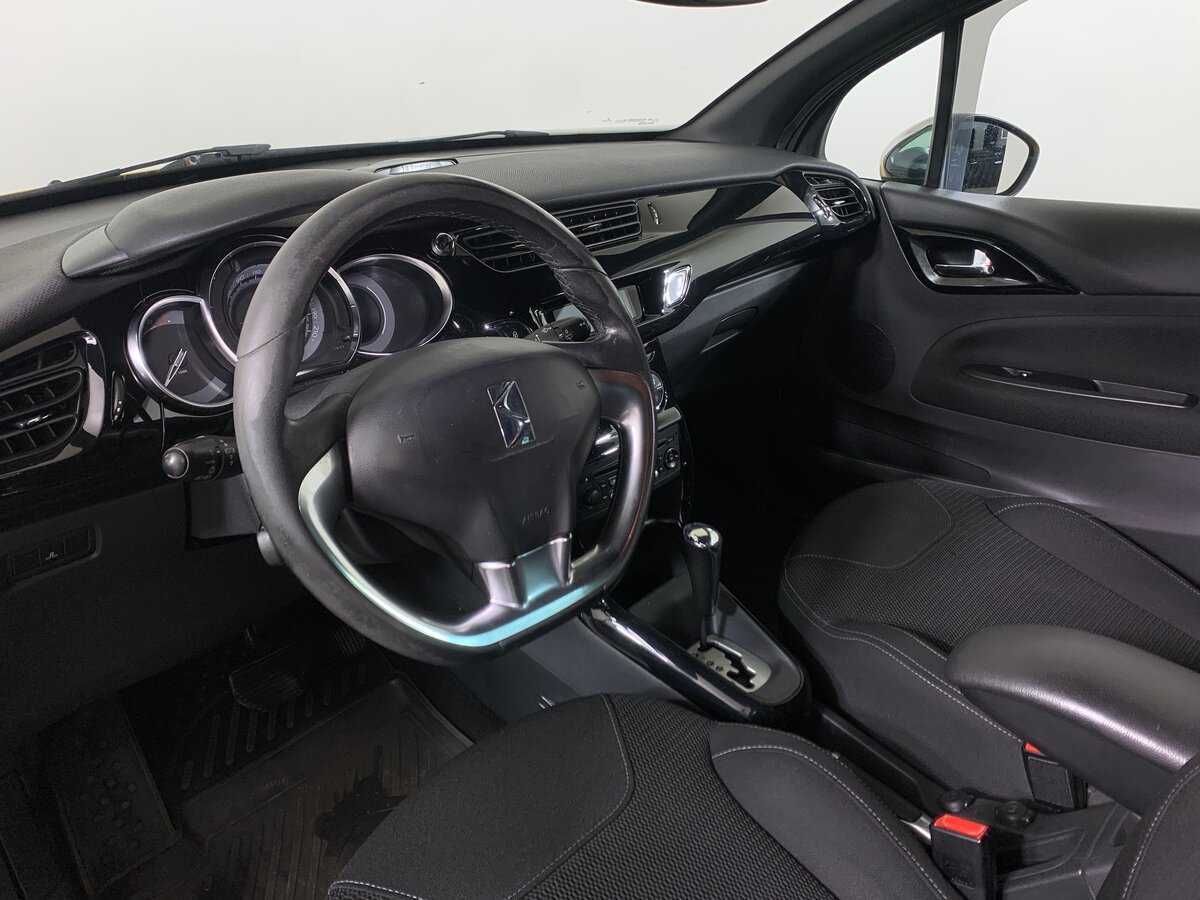 Citroen DS3 с пробегом — 2010 год. Фото: #11