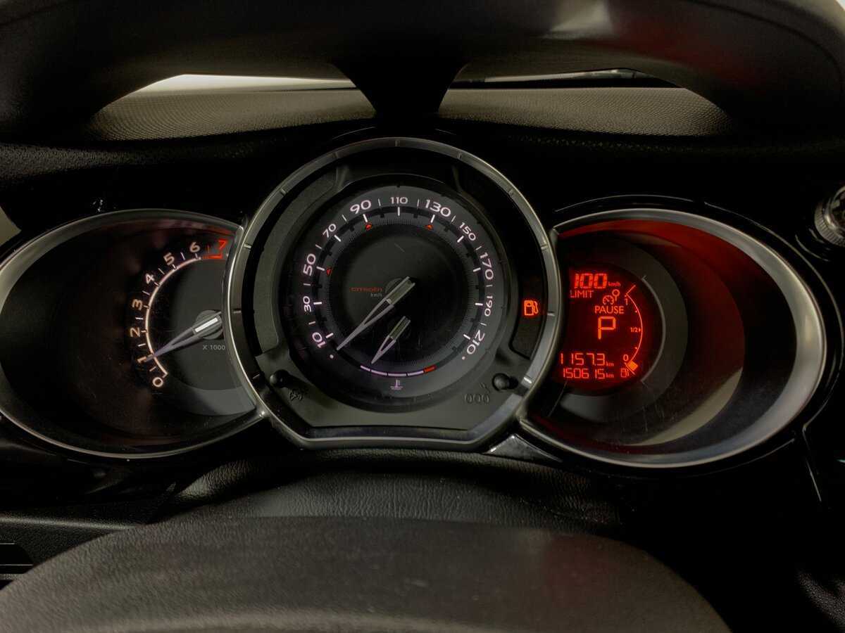 Citroen DS3 с пробегом — 2010 год. Фото: #14