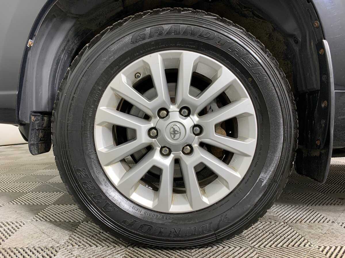 Toyota Land Cruiser Prado с пробегом — 2015 год. Фото: #8