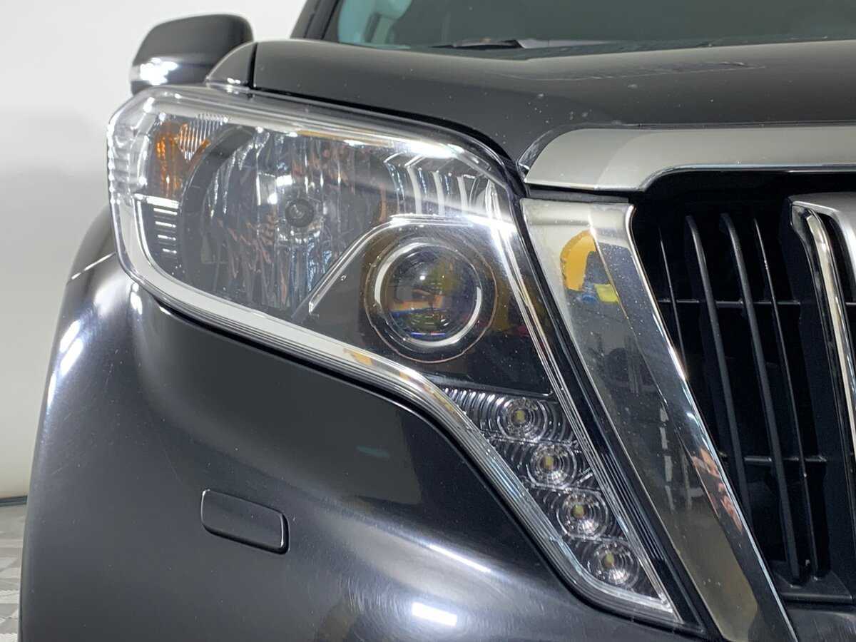 Toyota Land Cruiser Prado с пробегом — 2015 год. Фото: #9