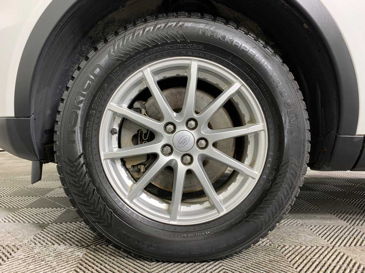 Land Rover Discovery Sport с пробегом — 2018 год. Фото: #8