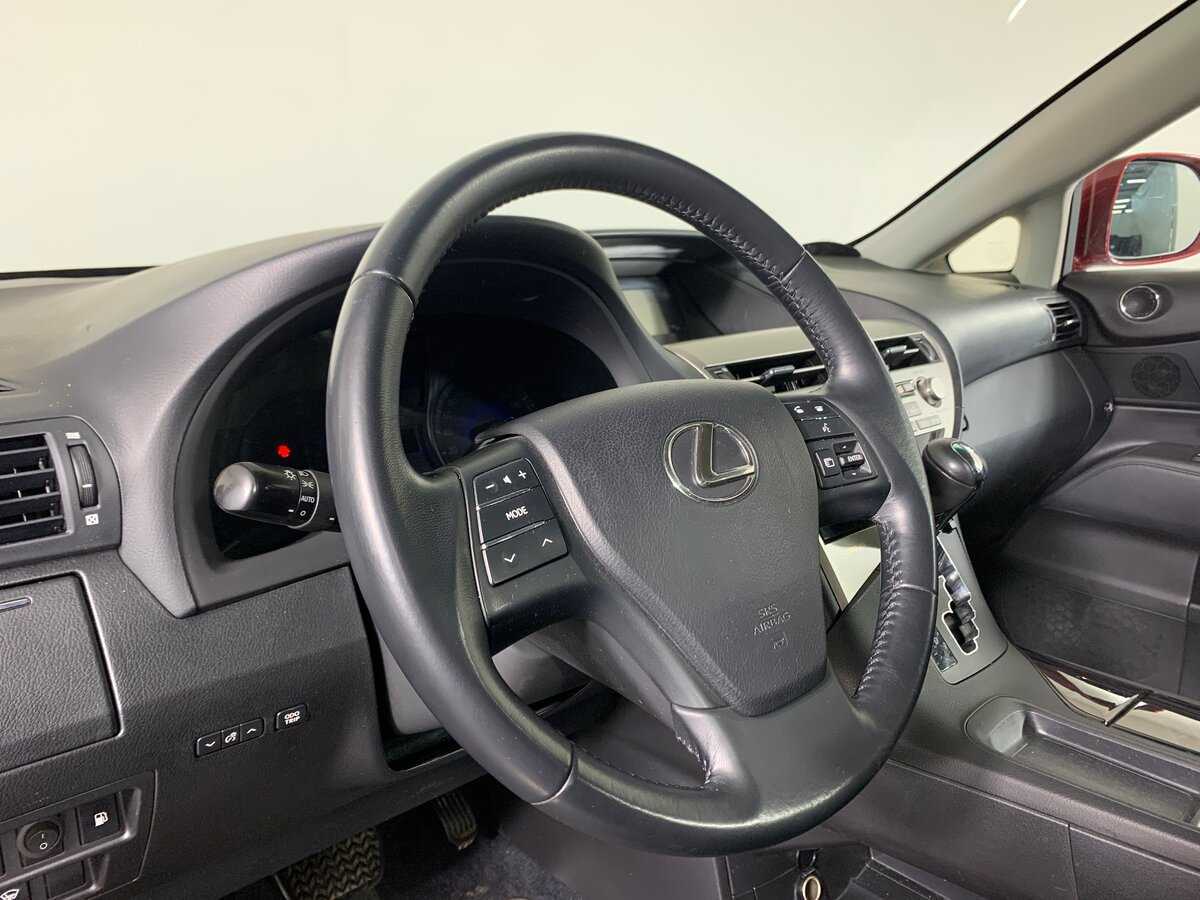 Lexus RX с пробегом — 2011 год. Фото: #11