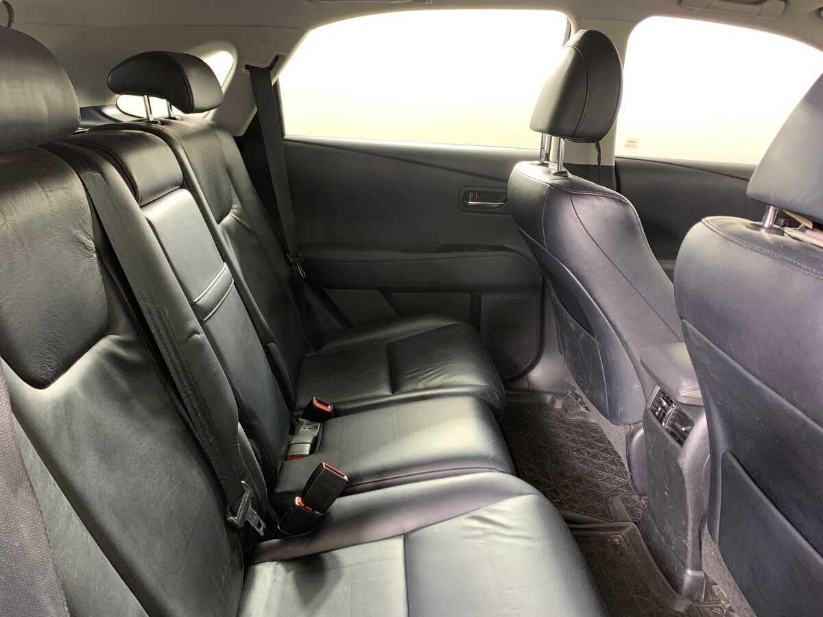 Lexus RX с пробегом — 2011 год. Фото: #17
