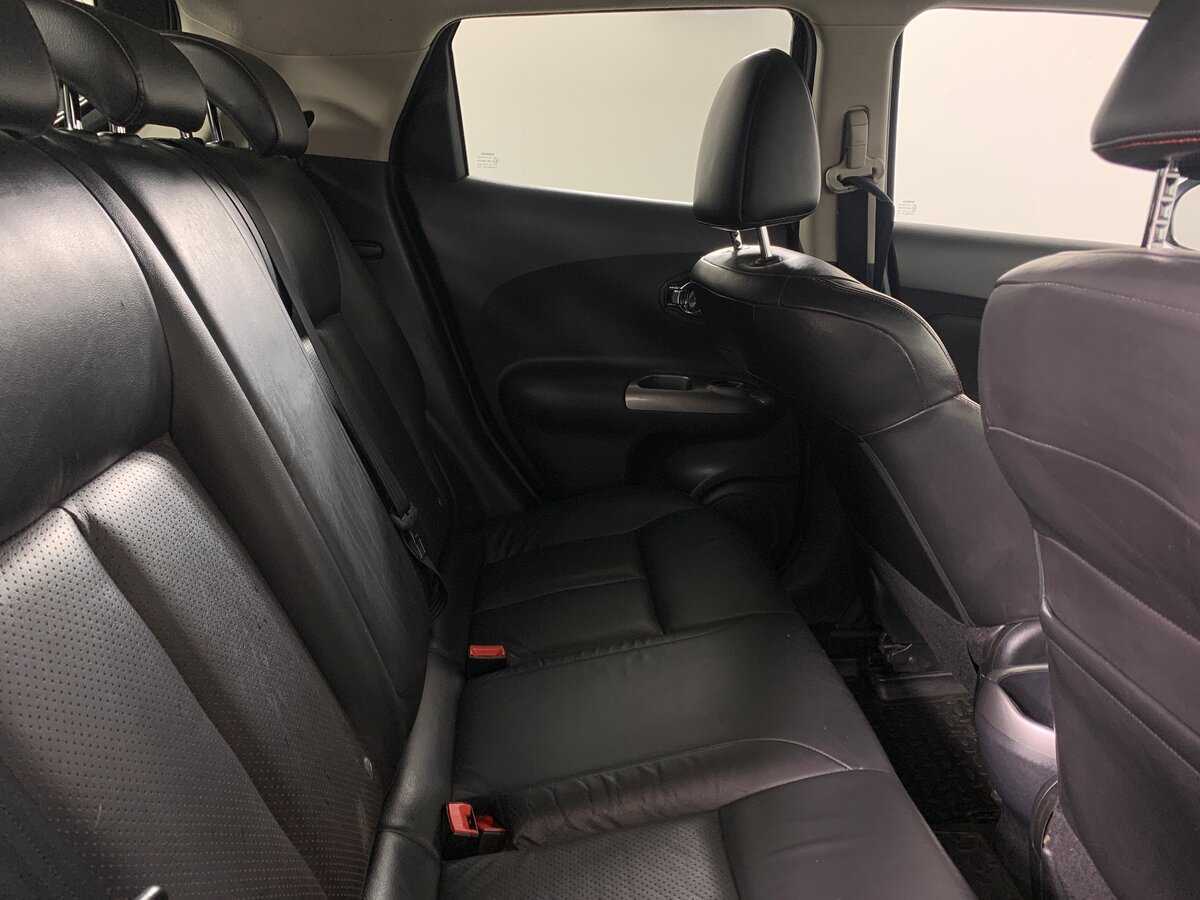 Nissan Juke с пробегом — 2011 год. Фото: #16