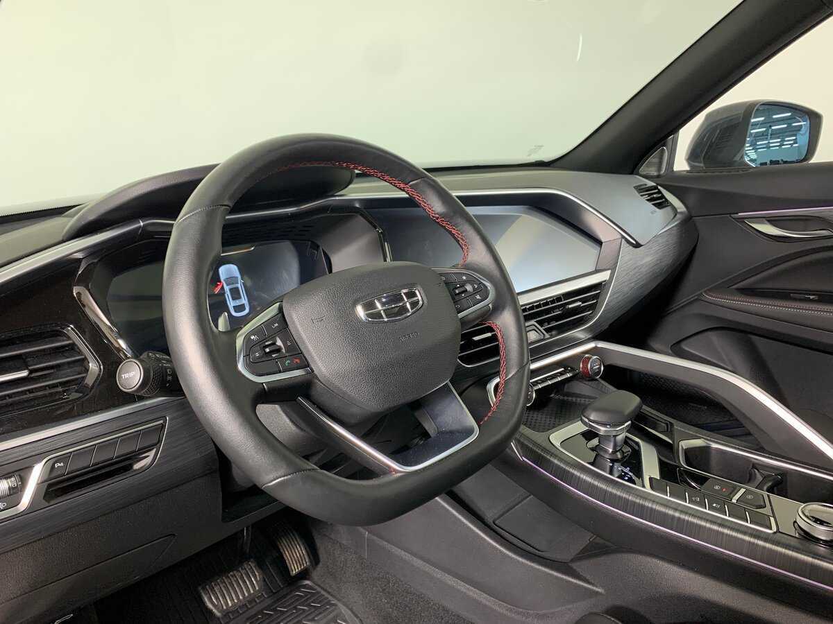 Geely Tugella с пробегом — 2023 год. Фото: #11