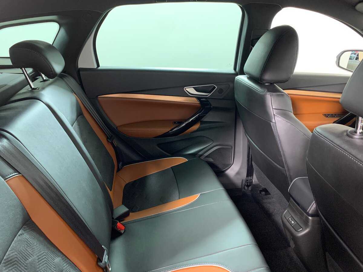 Lada (ВАЗ) Vesta с пробегом — 2024 год. Фото: #17