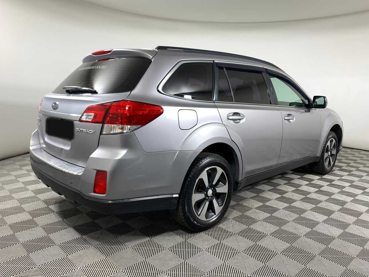 Subaru Outback с пробегом — 2010 год. Фото: #4