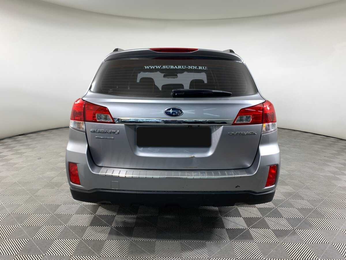 Subaru Outback с пробегом — 2010 год. Фото: #5