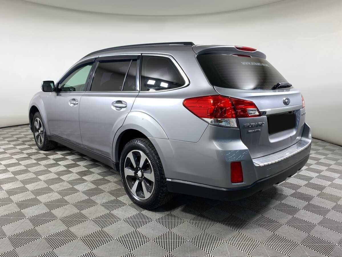 Subaru Outback с пробегом — 2010 год. Фото: #6
