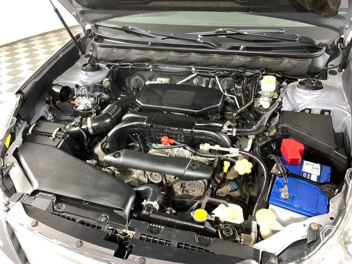 Subaru Outback с пробегом — 2010 год. Фото: #9