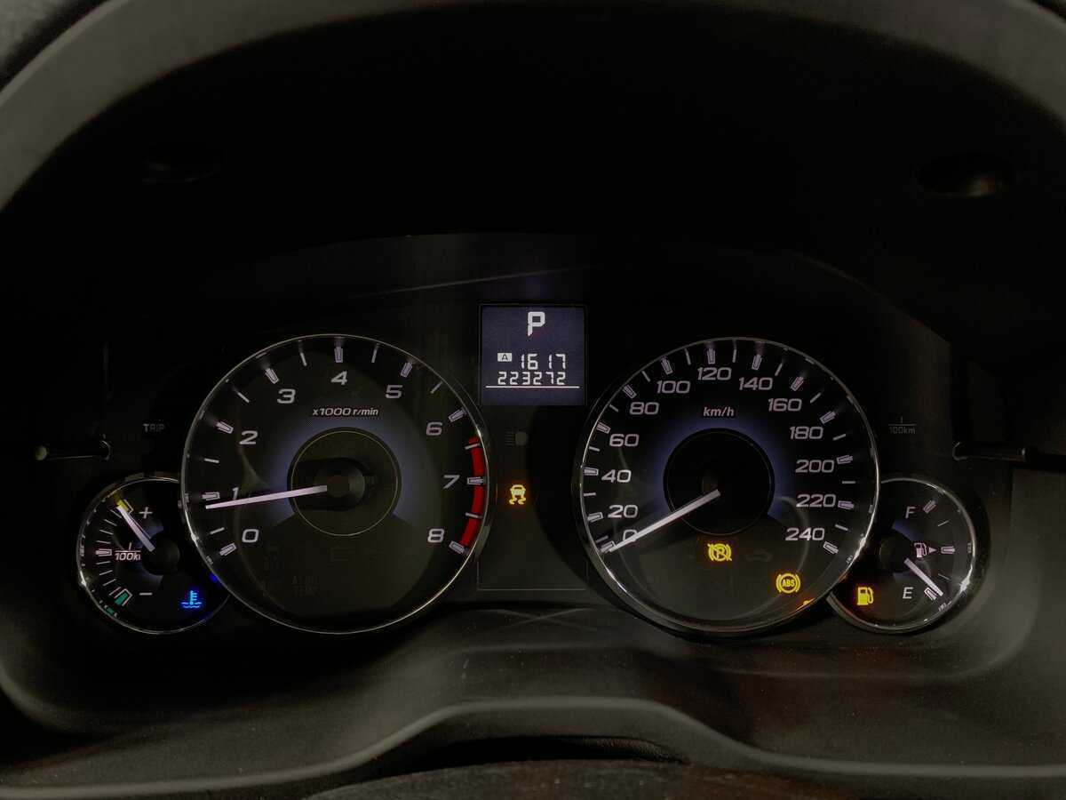 Subaru Outback с пробегом — 2010 год. Фото: #13