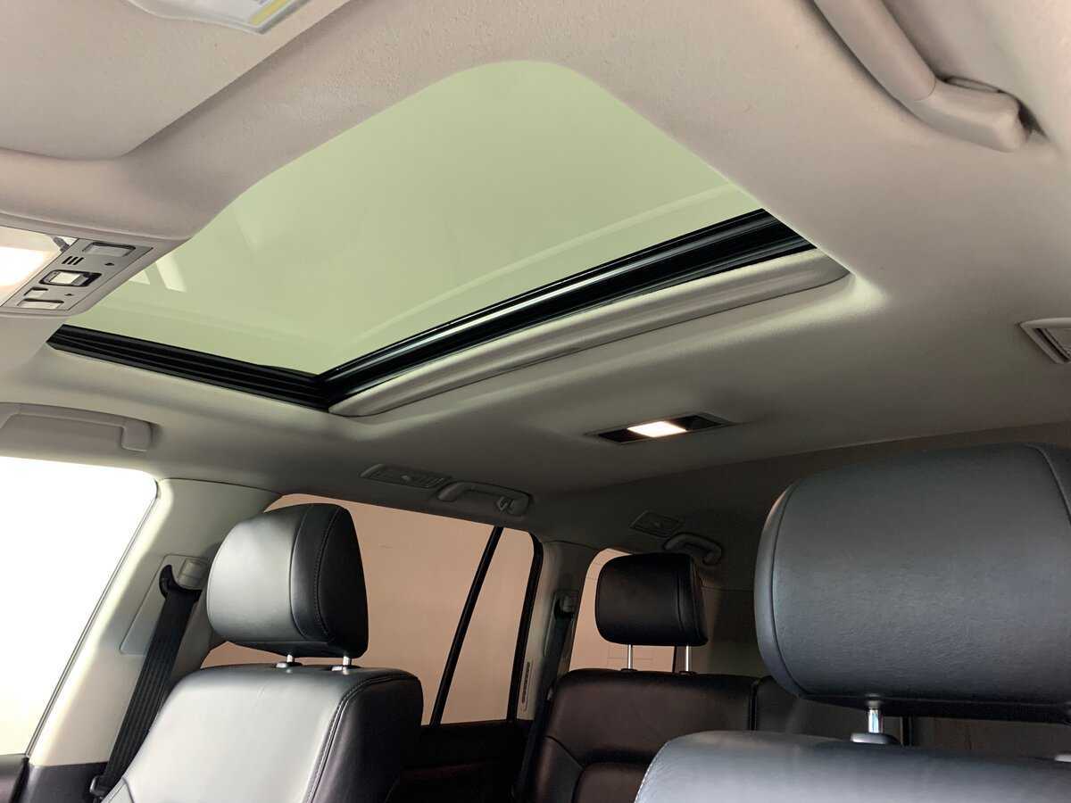 Toyota Land Cruiser с пробегом — 2018 год. Фото: #18