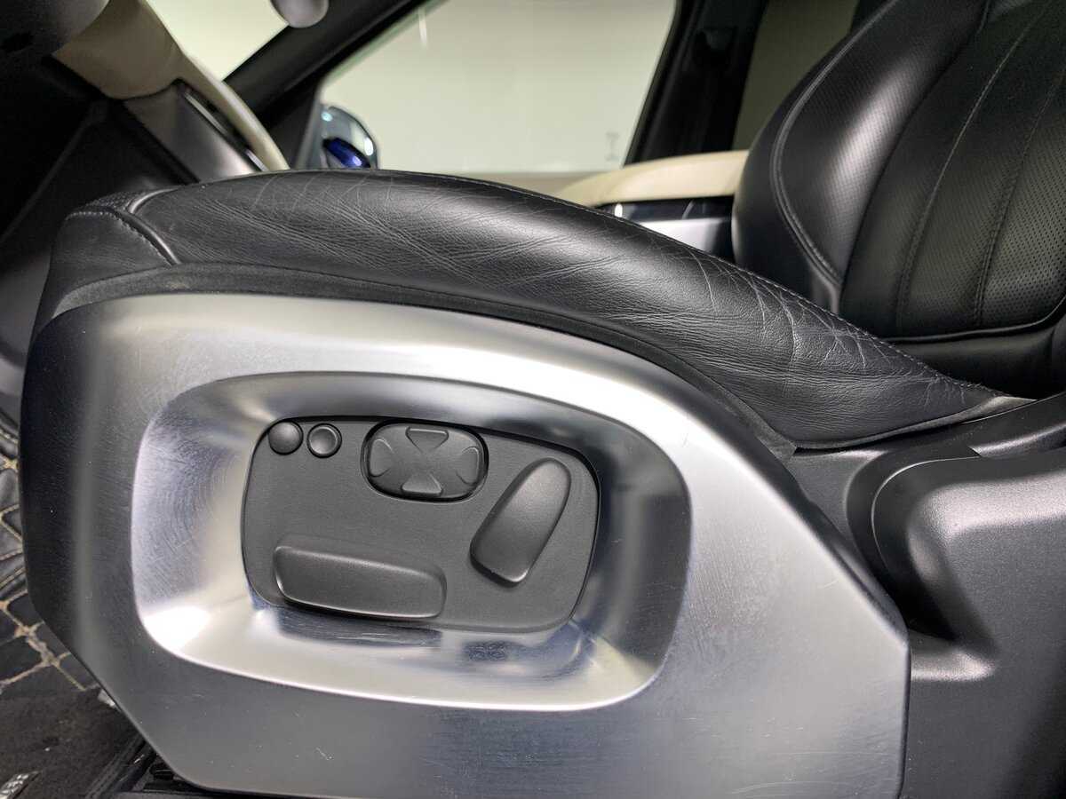 Land Rover Range Rover Sport с пробегом — 2013 год. Фото: #13