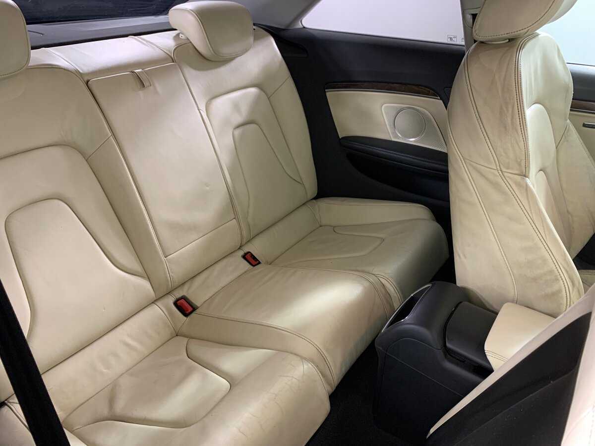 Audi A5 с пробегом — 2009 год. Фото: #17