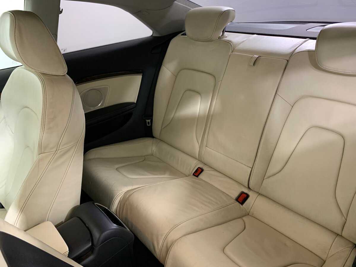 Audi A5 с пробегом — 2009 год. Фото: #18