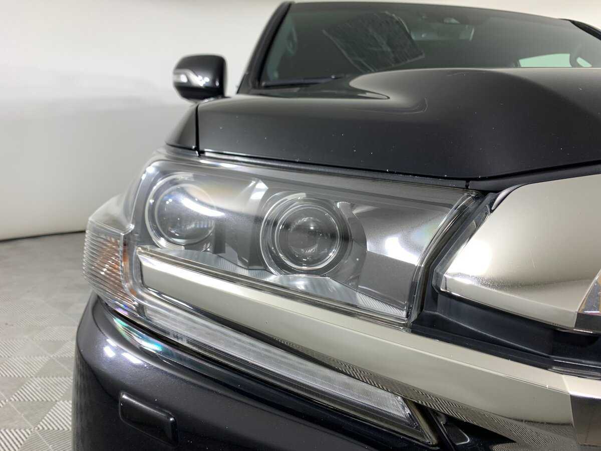 Toyota Land Cruiser с пробегом — 2016 год. Фото: #9